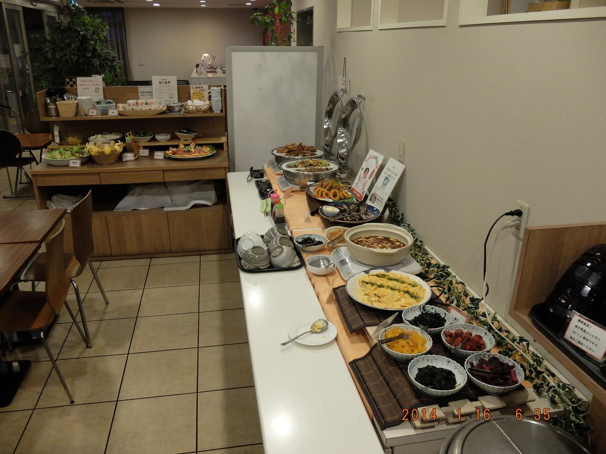 Hotel Crown Hills Katsuta Omotechoten Hitachinaka Buitenkant foto