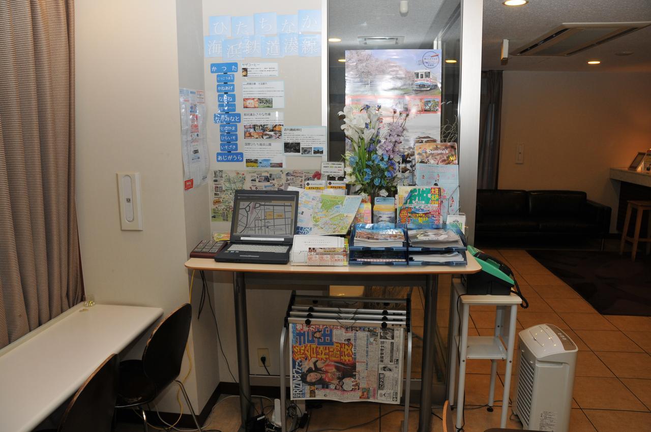 Hotel Crown Hills Katsuta Omotechoten Hitachinaka Buitenkant foto
